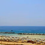 King Alexander Villa15-just A 200m Walk To The Sea 别墅