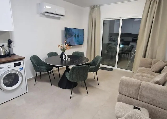 King Alexander Villa15-just A 200m Walk To The Sea